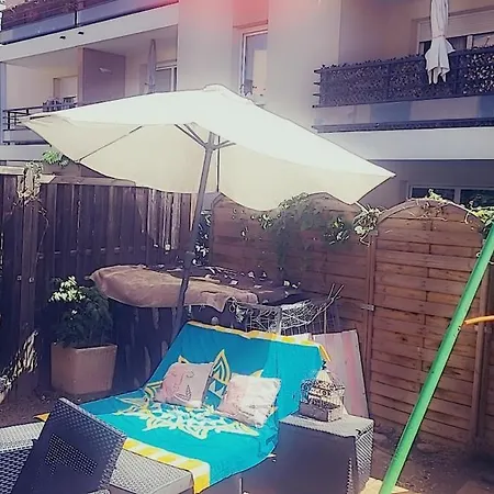 10 Minutes A Pied Du Port Et Des Plages Apartment Bandol