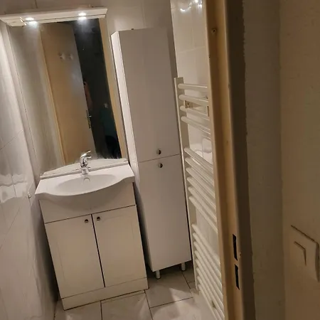 10 Minutes A Pied Du Port Et Des Plages Apartment Bandol